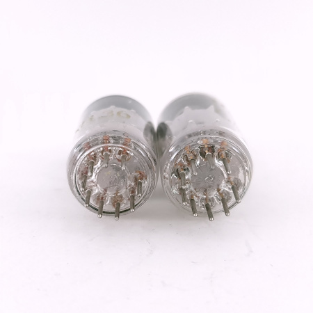 2 X ECC82 TESLA TUBE. 1950s PROD. SOLID GETTER. MATCHED PAIR. 80. CH168