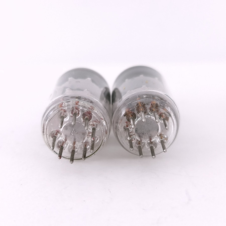 2 X ECC82 TESLA TUBE. 1950s PROD. SOLID GETTER. MATCHED PAIR. 85. CH168