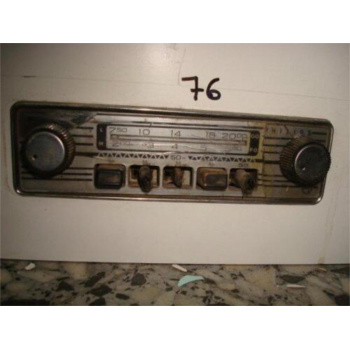 AUTORRADIO VINTAGE. OLD CAR...