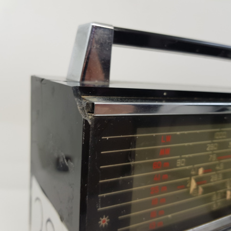 RADIO ANTIGUA. RADIO VEF 204 AM 10 TRANSISTOR.  COD$*295