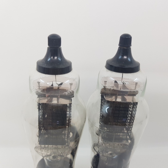 2 X RS288 TELEFUNKEN TUBE. 1940s...