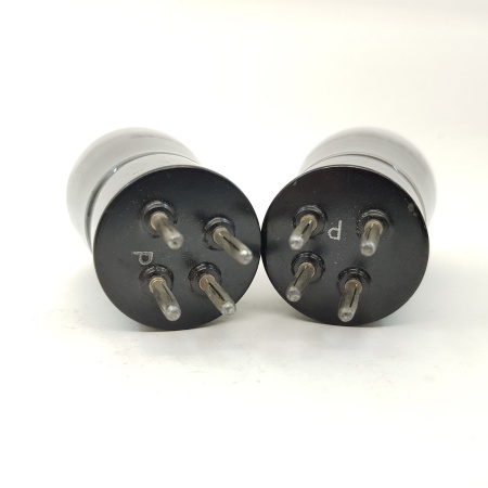 2 X B424 / A430 PHILIPS-MINIWATT TUBE. 1940s PRODUCTION. CB208