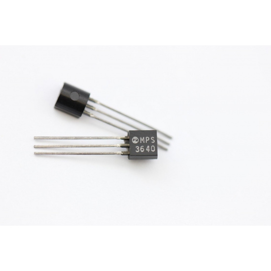 1 X MPS3640 TRANSISTOR ( New Old Stock ). C494U26F130923