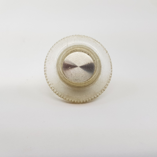 10 X COVER FOR OLD RADIO BUTTONS....