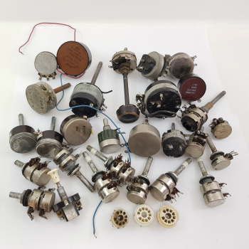 LOT 28 X POTENTIOMETER + 3...