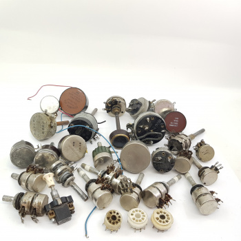 LOT 28 X POTENTIOMETER + 3... 2