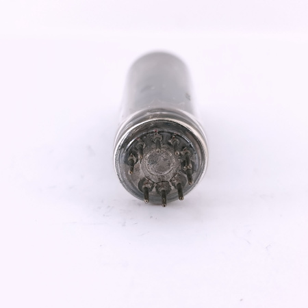 1 X EL84 MINIWATT TUBE. 1960s BARCELONA PROD. COPPER RODS. USED. 107. CH168