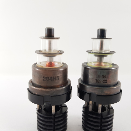 2 X 2C40 GENERAL ELECTRIC TUBE. USED....