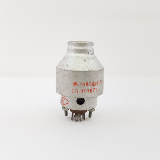 1 X 7 PINS MINIATURE SOCKET SPECIAL....