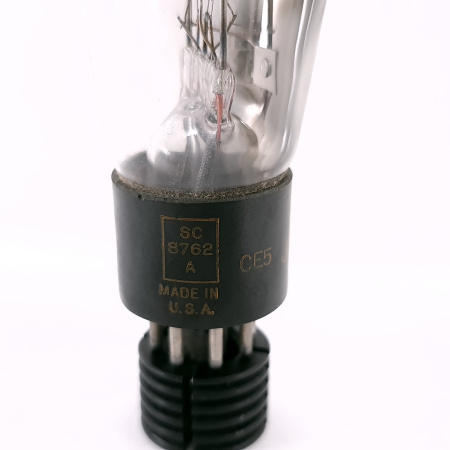 1 X 6F8G RAYTHEON TUBE. 1950s PROD. BLACK PLATES. SOLID GETTER. USED. 151.CH168