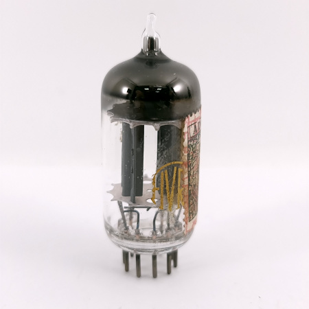 1 X ECC82 FIVRE TUBE. 1960s PROD. 17MM PLATES. USED. 152. CH168