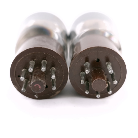 2 X 6L6G MULLARD TUBE. 1950s PROD. BLACK PLATES. USED. 1. CH169