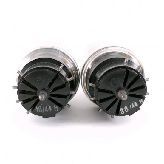 2 X RL12P50 VALVO TUBE. 1940s PROD....