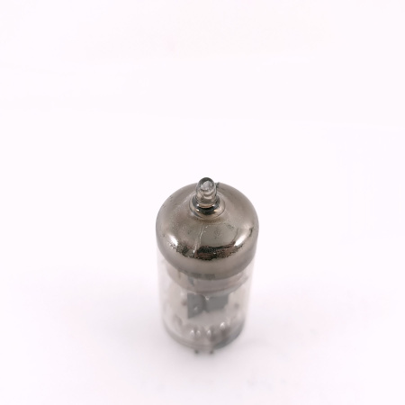 1 X ECC81 PHILIPS-MINIWATT TUBE. 1960s MULLARD PROD. COPPER RODS. USED.18.CH169