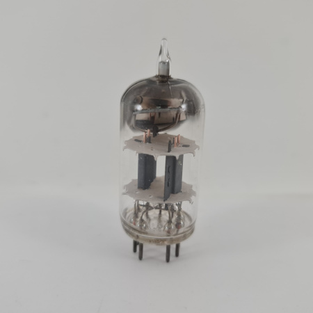 1 X ECC81 PHILIPS TUBE. 1950s PROD. D-GETTER. COPPER RODS. USED. 37. CH169