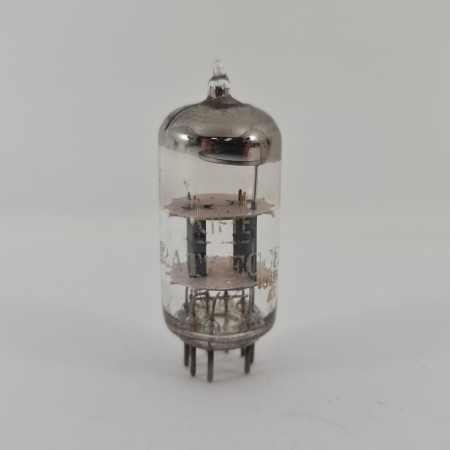 1 X ECC81 CIFTE TUBE. 1960s RTC PROD. COPPER RODS. USED. 39. CH169