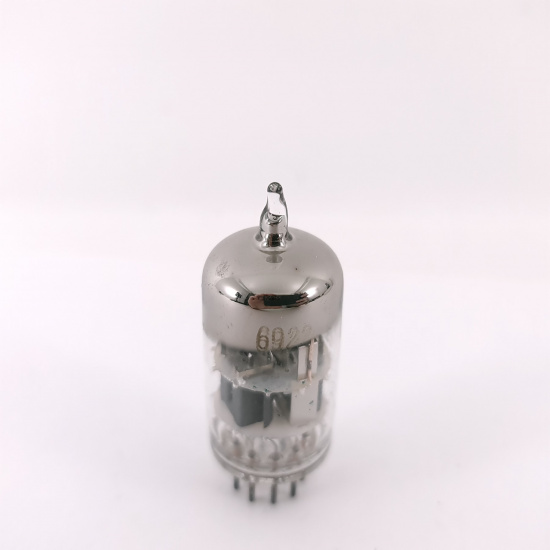 1 X 6922 / E88CC SYLVANIA TUBE. 1960s...