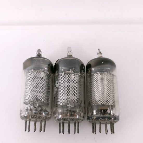 3 X EF86 TUBE. 1950s MULLARD PROD....