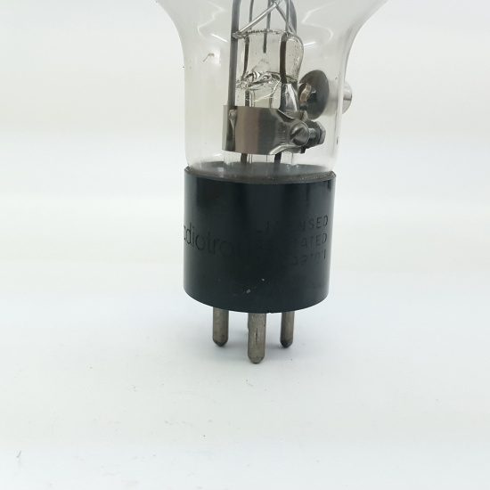 1 X 808 RADIOTRON RCA TUBE. NOS. RCB44