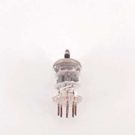 1 X EC900 MULLARD TUBE. HIGH GAIN. 1. CH122