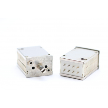 FM TUNER (SINTONIZADOR FM)...