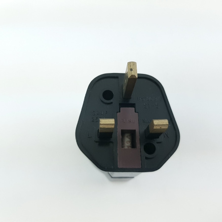 1 X EURO SCHUKO PLUG TO UK PLUG ADAPTOR  13AMP 250V  RCB44