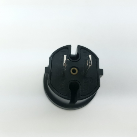 1 X ITALIAN TO USA SCHUKO POWER PLUG...