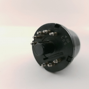 1 X EF12 PHILIPS MINIWATT... 2