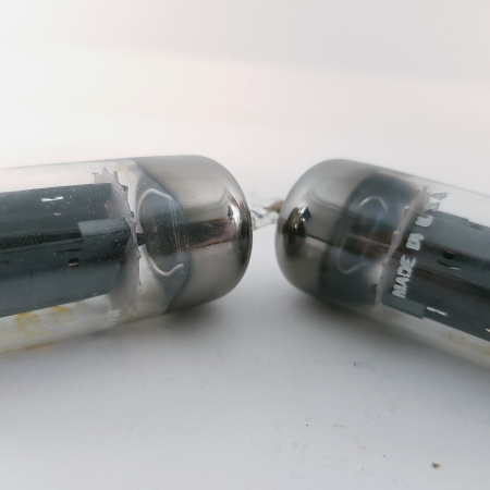 2 X 6463 UNITED ELECTRON TUBE. 1977 PROD. D-GETTER. MATCHED PAIR. 28. CB398