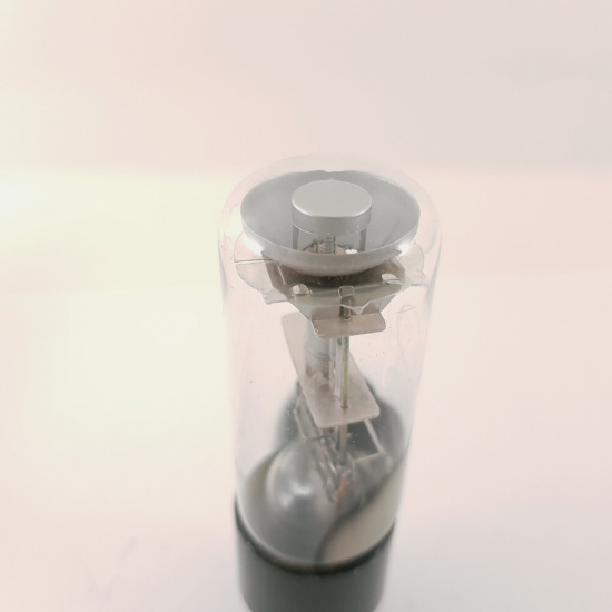 1 X 12Z-E8 TOYO EYE MAGIC TUBE....