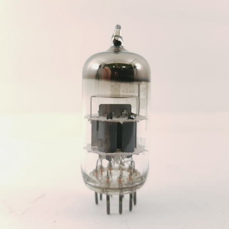 1 x ECC88 PINNACLE TUBE. 1960s. NOS. RCB397