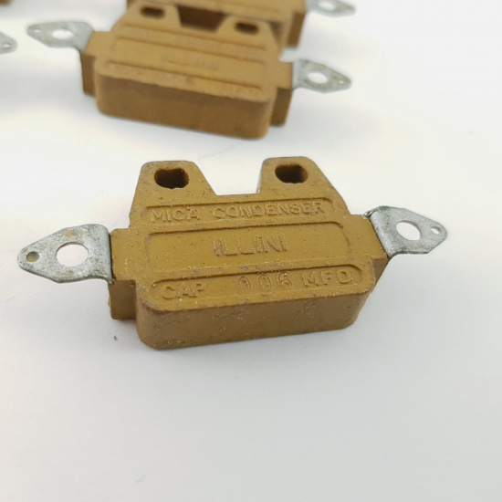 1 X LOT OF 6  ILLINI MICA CAPACITOR...