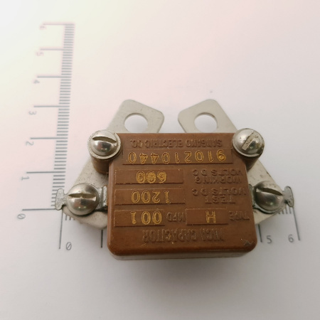 1 X LOT OF 3  SANTGAMO ELECTRIC MICA CAPACITOR 0.01uF 600V. NOS. RC255U1