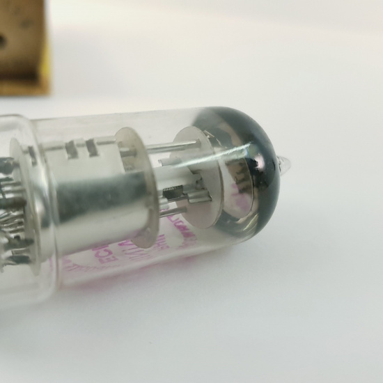 1 X ECH41 PHILIPS MINIWATT TUBE....