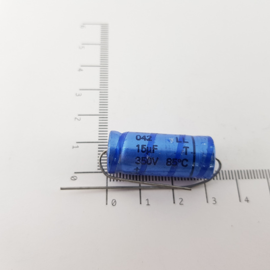 1 X ELECTROLYTIC CAPACITOR PHILIPS 15uF 350V +/-20%. CA399U175F151124