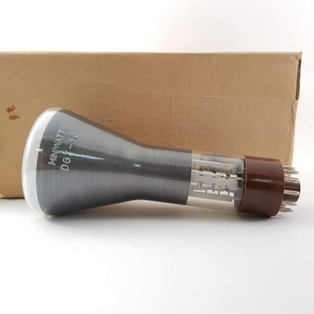 1 X DG7-32 MINIWATT OSCILLOSCOPE TUBE. NOS/NIB. RCB381