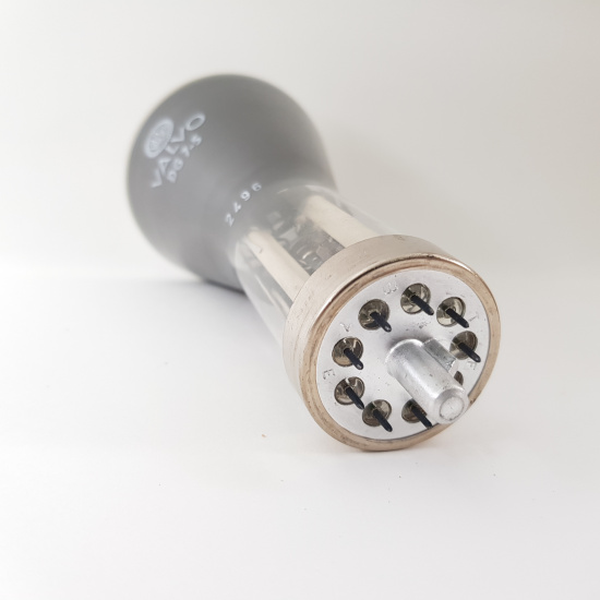 1 X DG7-5 VALVO OSCILLOSCOPE TUBE....