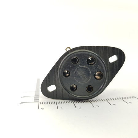 1 X UX6 AMERICAN MASYC SOCKET 6 PINS.1960s RCZOC5