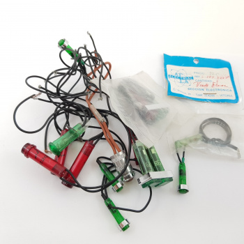 LOT OF 15 X NEON PILOTS....