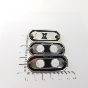 LOT OF 3 X  PLACA LOGOTIPO....