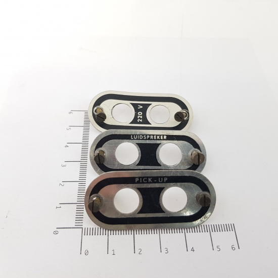 LOT OF 3 X  PLACA LOGOTIPO. PLATE...