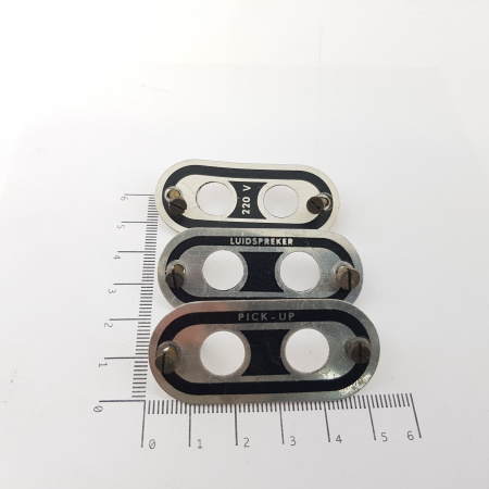 LOT OF 3 X  PLACA LOGOTIPO. PLATE LOGO PICK-UP / 220V / LUIDSPREKER. USED. RZOC12/15