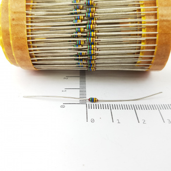 LOT OF 100 X 1/4W 560K 5%...