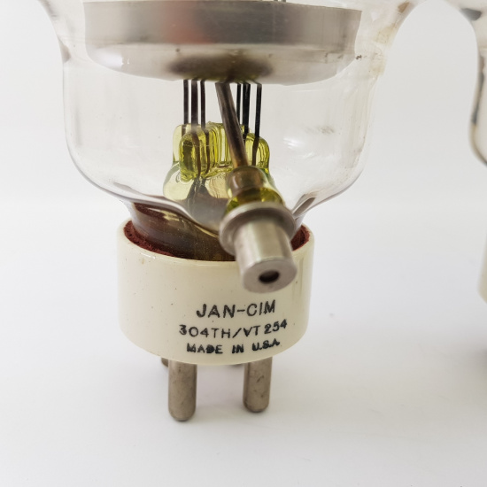2 X JAN 304TH / VT254 EIMAC TUBE....