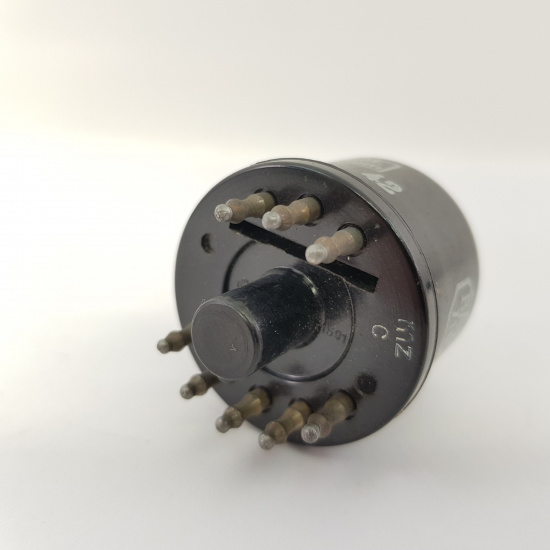 1 X EF13 TELEFUNKEN TUBE. NOS. RC162