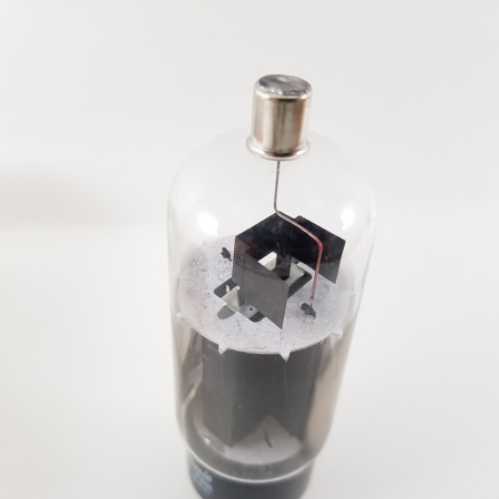 1 x 6CB5A GENERAL ELECTRIC TUBE. NOS/NIB. RC162