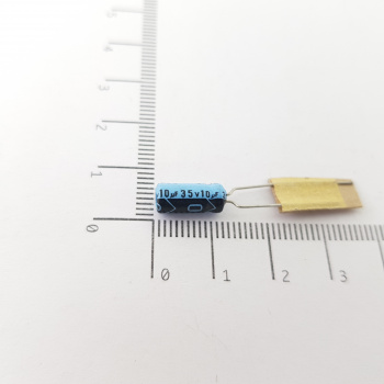 2 x ELECTROLYTIC CAPACITOR...