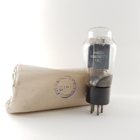 1 X 1561 PHILIPS MINIWATT TUBE. 1940s PRODUCTION. NOS/NIB. RCB410