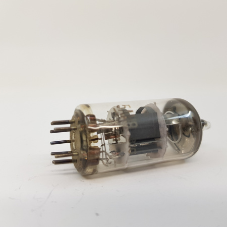 1 x 5AN8 NEC TUBE. NOS. RCB381