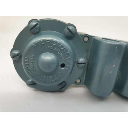 1 X MILES MASTER FUEL PRESSURE REGULATOR HB-11-1.5 NOS/NIB. NEW 1960´S-70´S. +1 RCB141